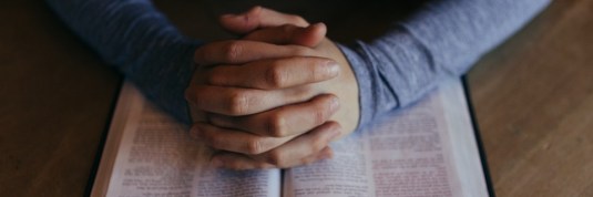 study-862994_960_720